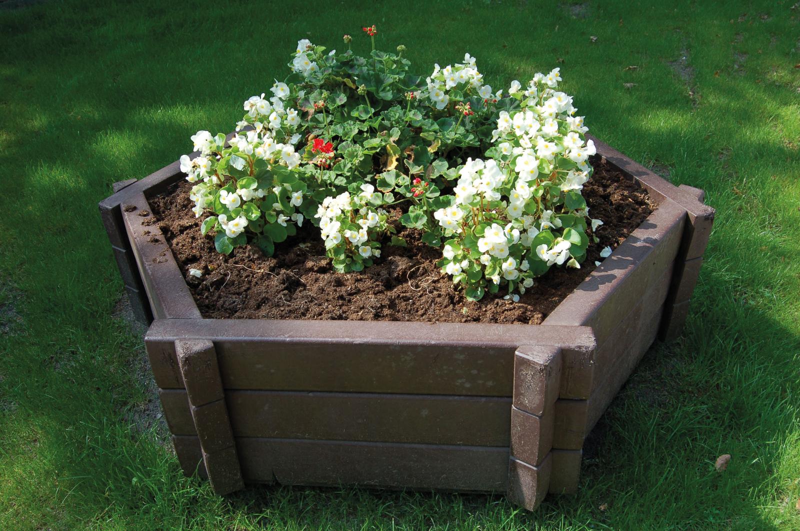 Vinca Planter